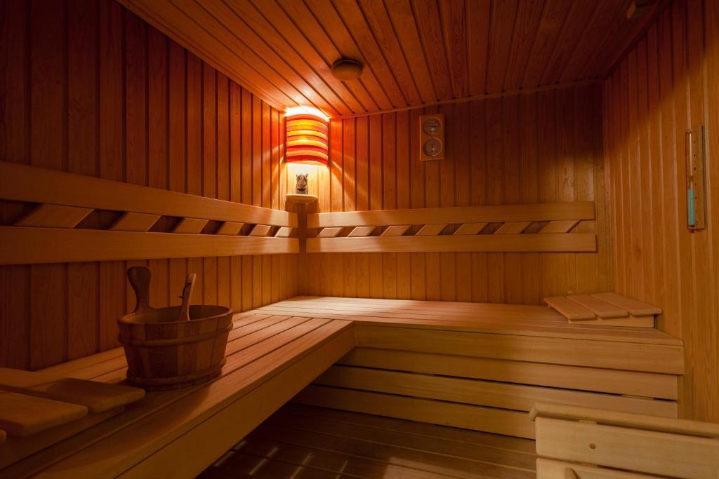 Laetitia Panzio Bed & Breakfast Kaposvar Luaran gambar